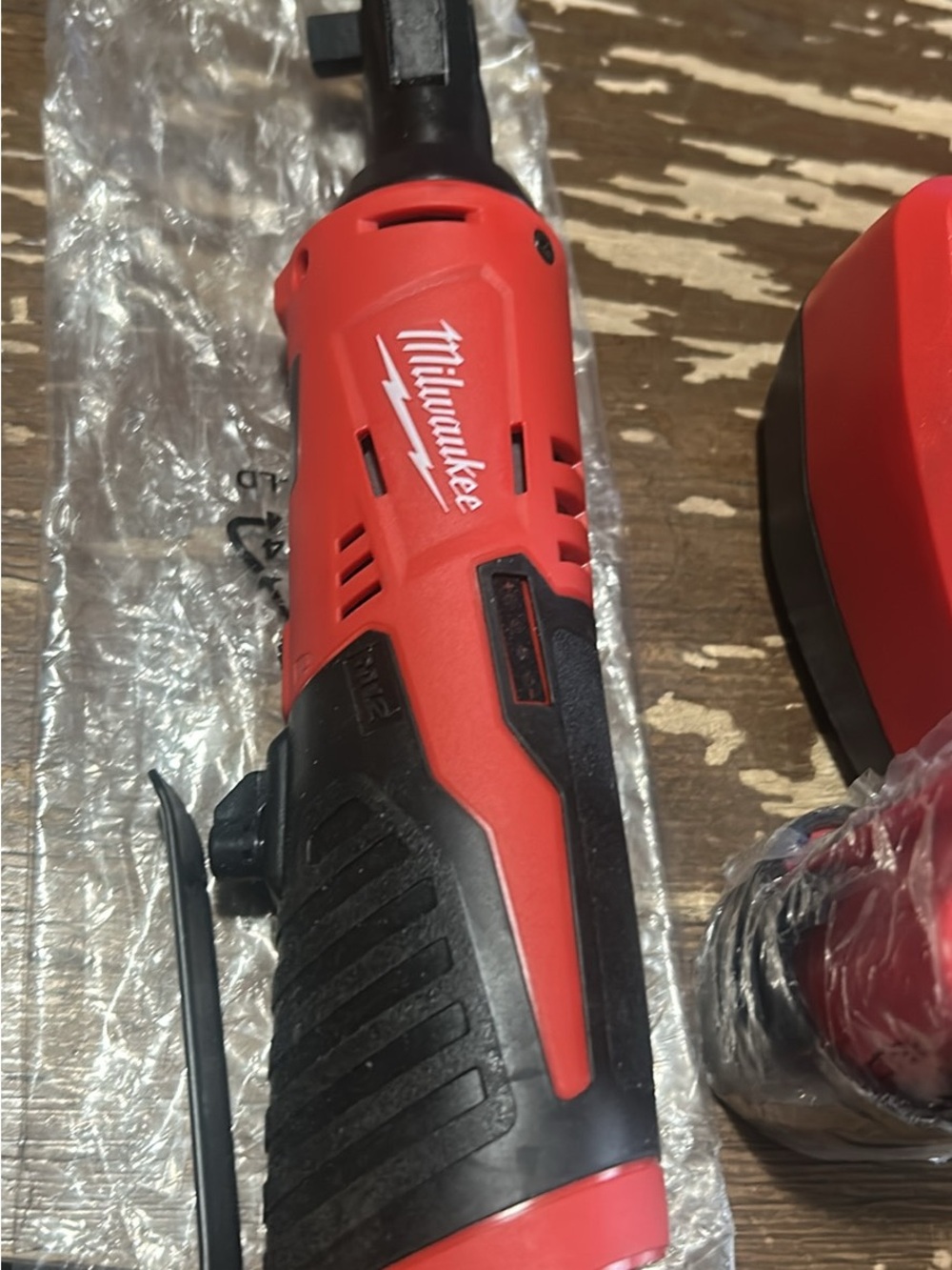 Milwaukee Red Cordless Rotary Tool - Red